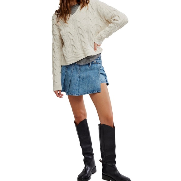 Free People Cream V-Neck Cable Knit Sweater - Picture 3 of 9